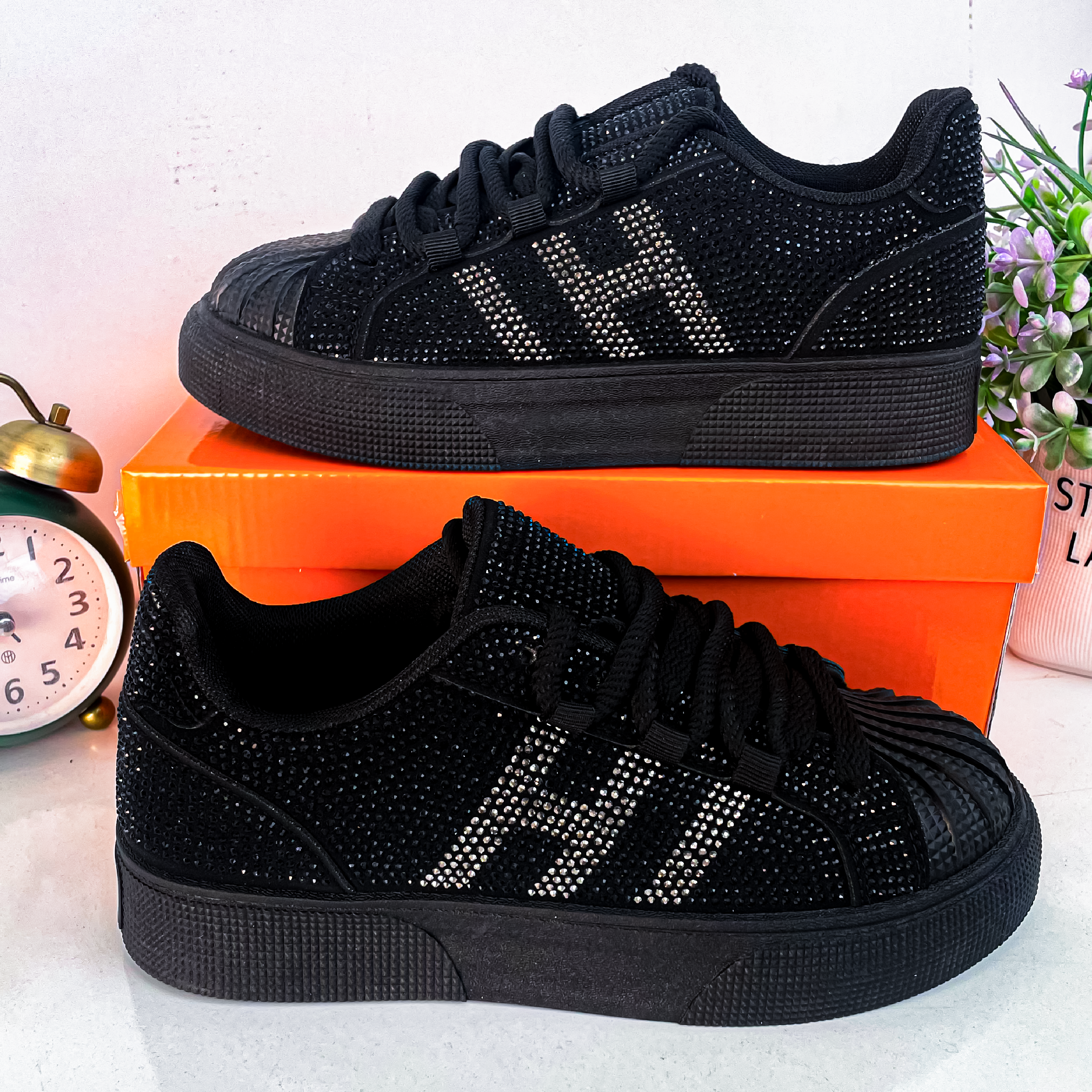 Chaussures cloutées en cristal pour femmes - Design unique et confortable