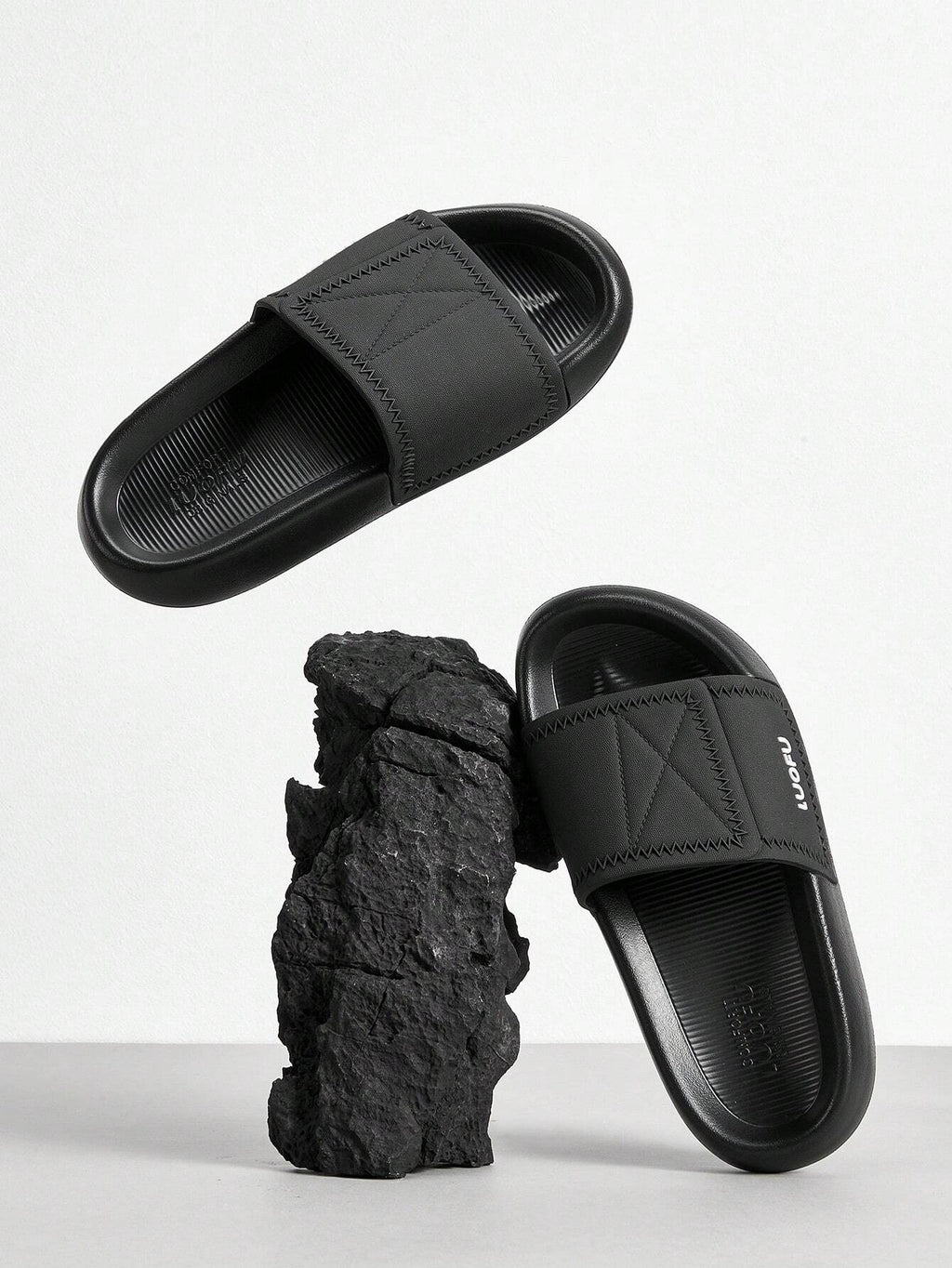 nouvelles diapositives d'oreiller sportives originales et confortables pour hommes de Luofu - Semelles épaisses résistantes à l'usure et absorbant les chocs, confort du couple