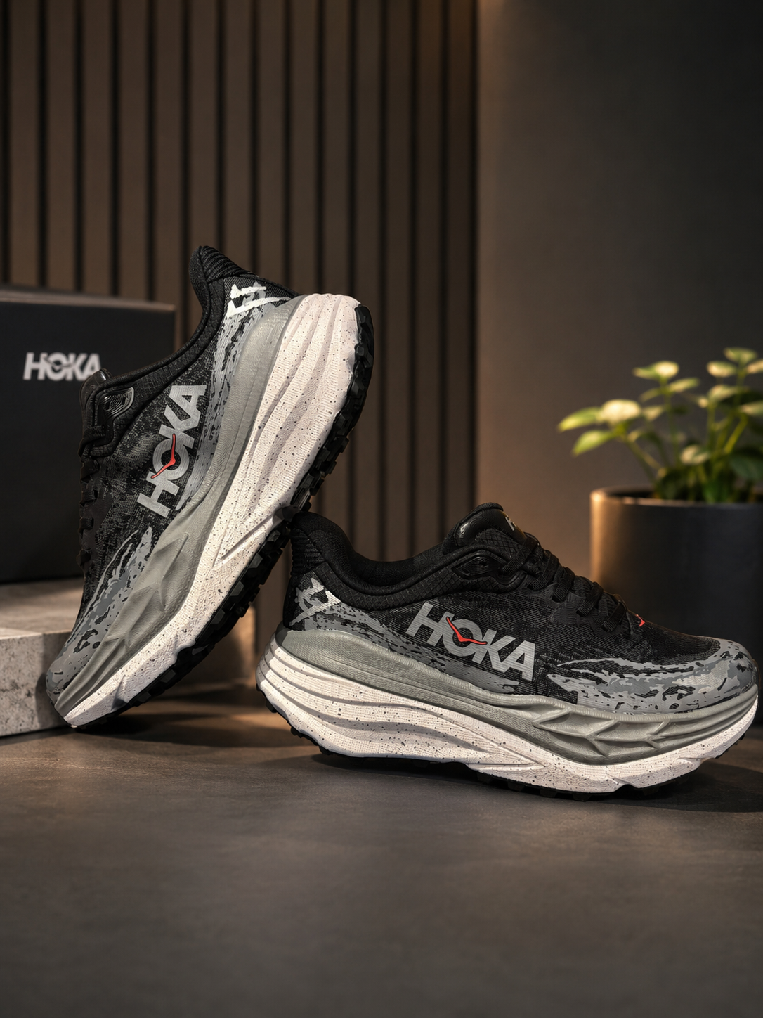 -30% Vos jambes n'abandonnent pas. Vos chaussures, si - HOKA ARAHI 8 WIDE -
