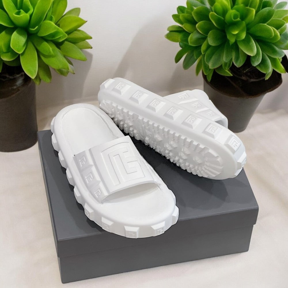 Summer 2024 Fashionable High-Quality Unisex Sandals - Versatile and Comfortable for Indoor and Outdoor Use