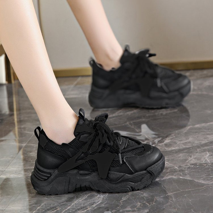 « Des chaussures pour femmes à la mode et durables – brillez avec un style qui fait tourner les têtes ! »