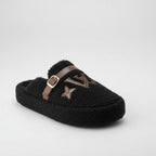 Chaussons en polaire Teddy : doigts de pied au chaud, boucle qui tient bien en place.