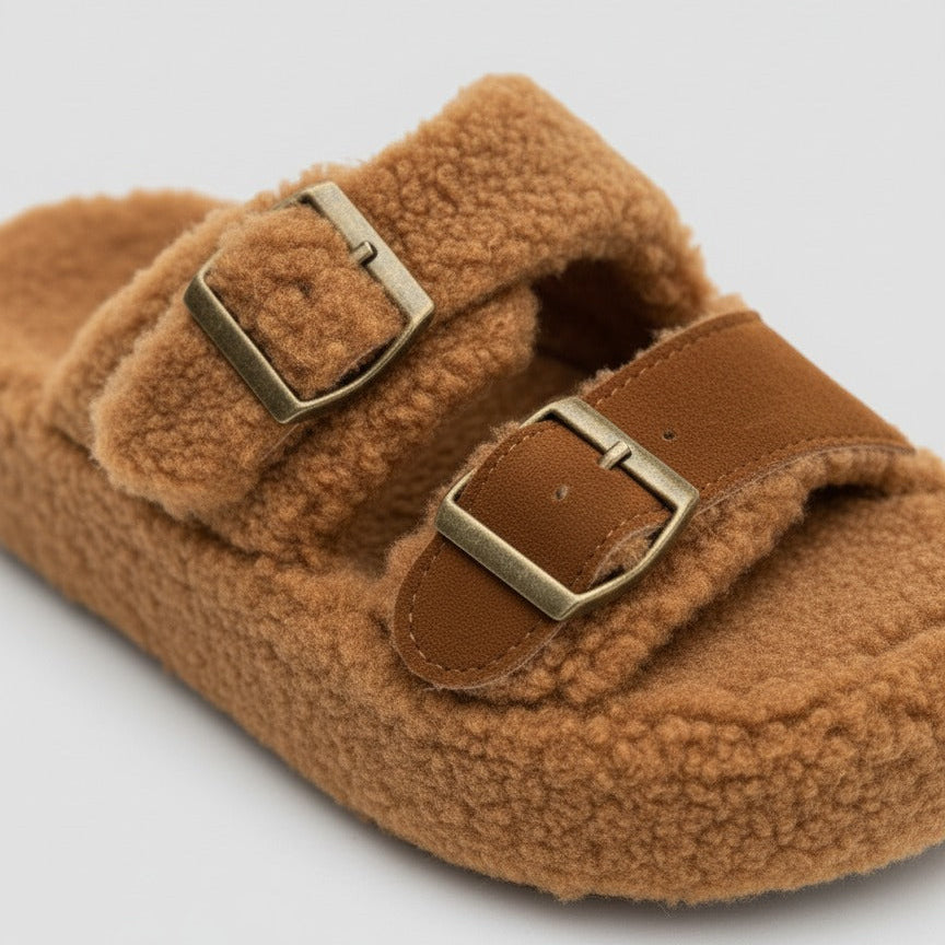 Sabots en polaire Teddy pour femmes : orteils au chaud, fermeture à boucle