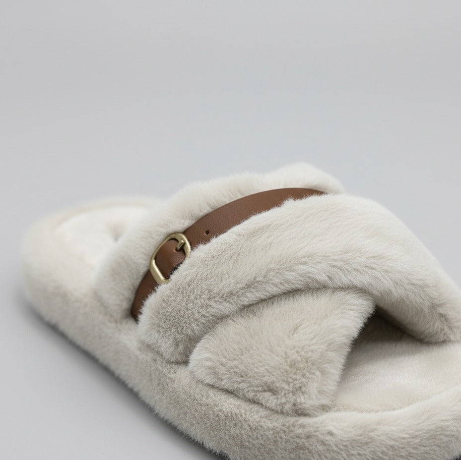 Chaussons en peluche pour femmes : chaudes, respirantes, à bout ouvert et à boucle