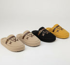 Chaussons en polaire Teddy : doigts de pied au chaud, boucle qui tient bien en place.