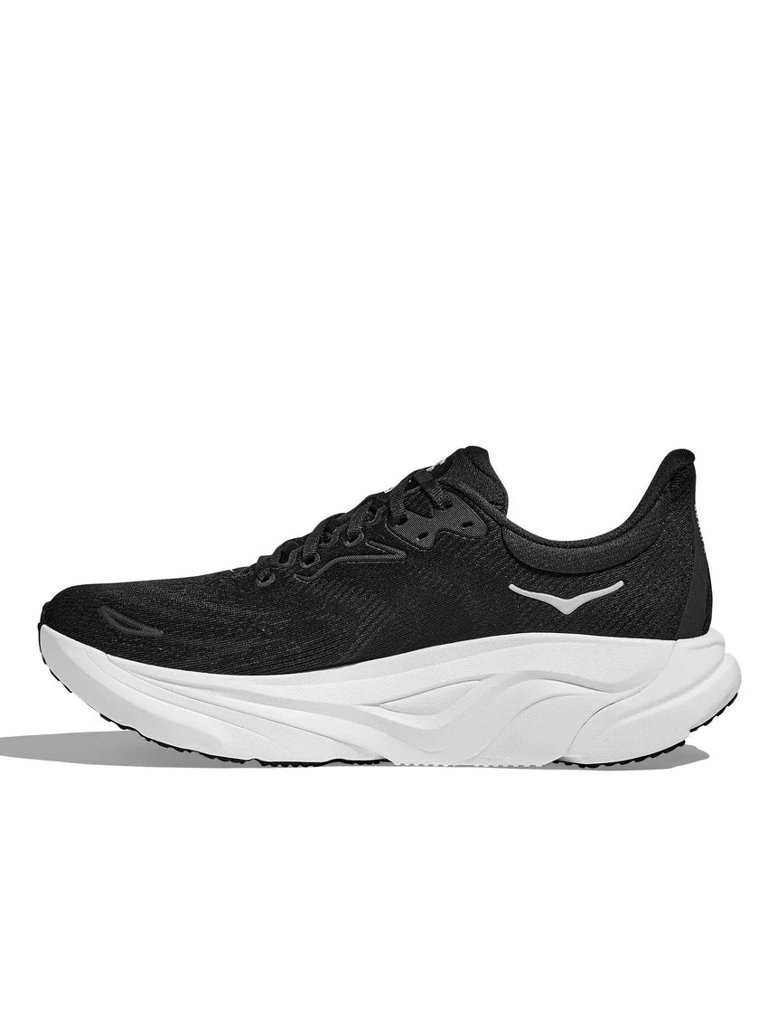 Vos jambes n'abandonnent pas. Vos chaussures, si - HOKA ARAHI 8 WIDE -