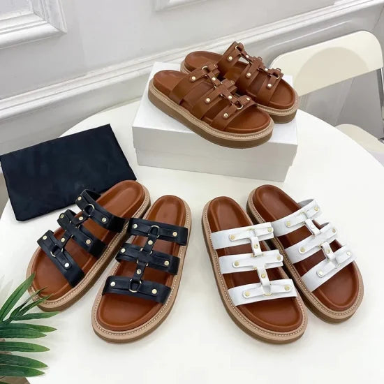 Sandale en cuir pour femme avec une semelle confortable