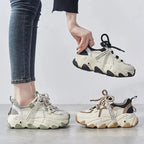 Chaussures d'été à semelle épaisse pour femme. Chaussures décontractées à lacets plates et confortables.